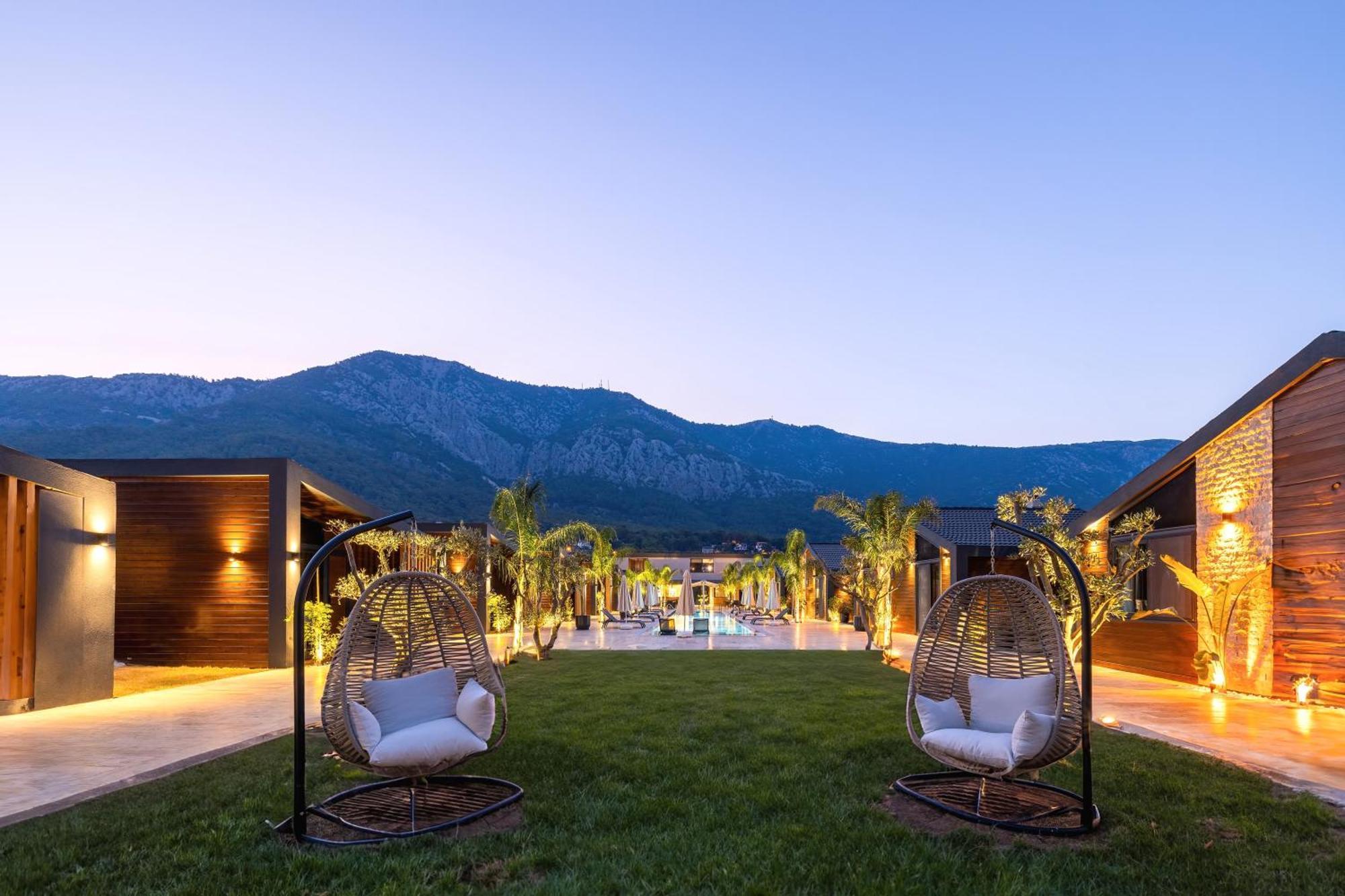 Rota Kilidonia Karaoez Suites&Villas エクステリア 写真