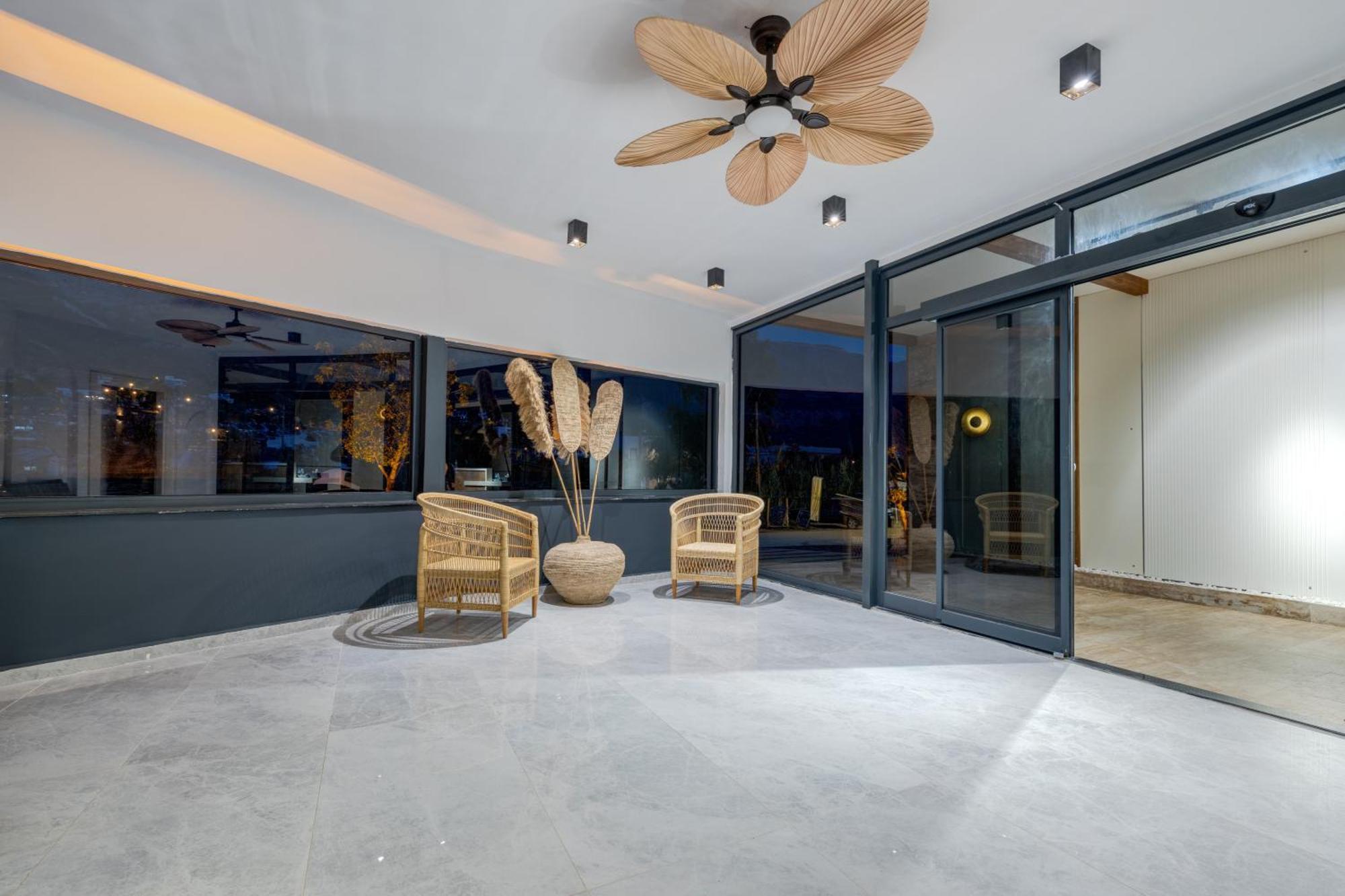 Rota Kilidonia Karaoez Suites&Villas エクステリア 写真