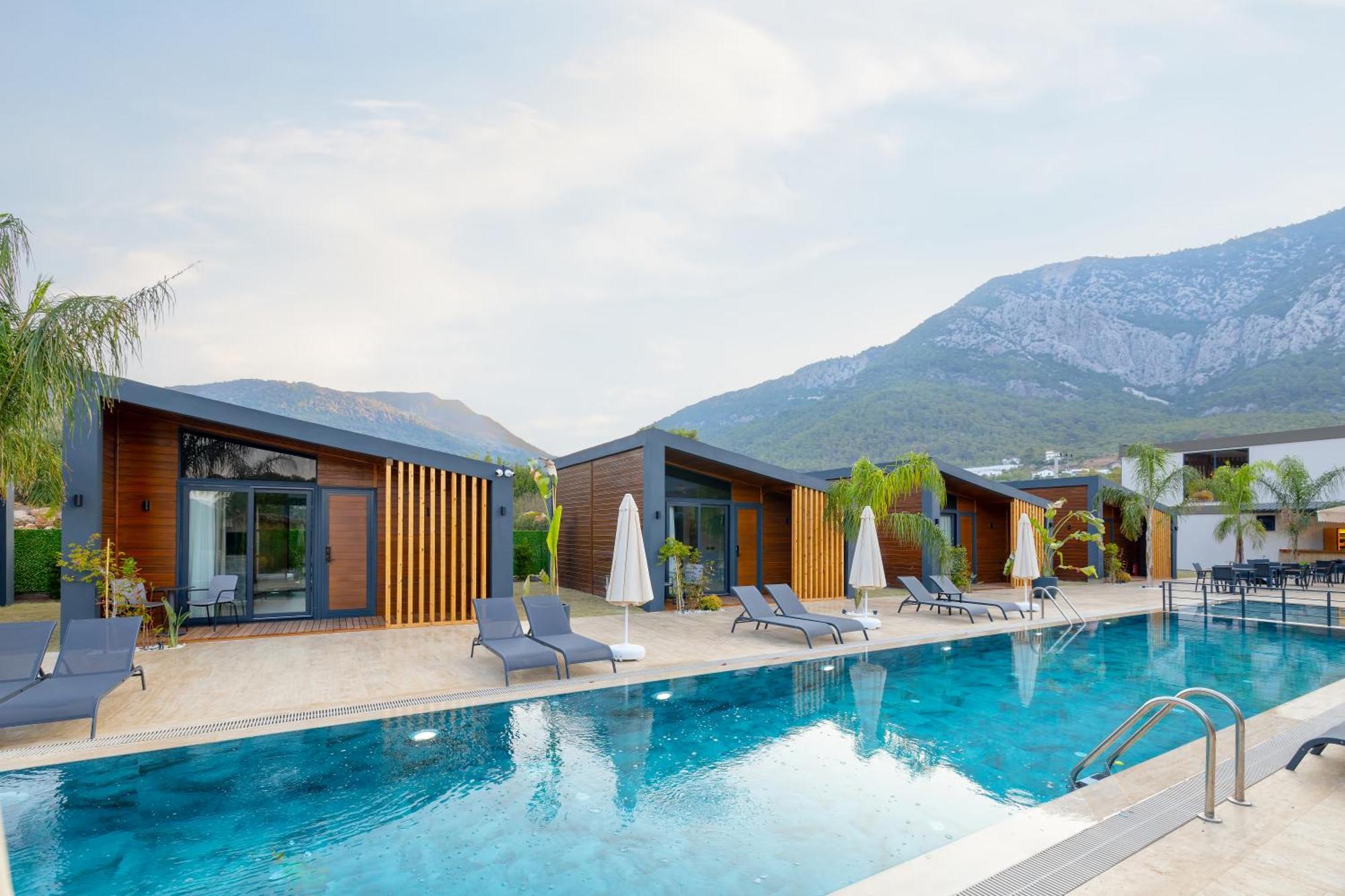 Rota Kilidonia Karaoez Suites&Villas エクステリア 写真